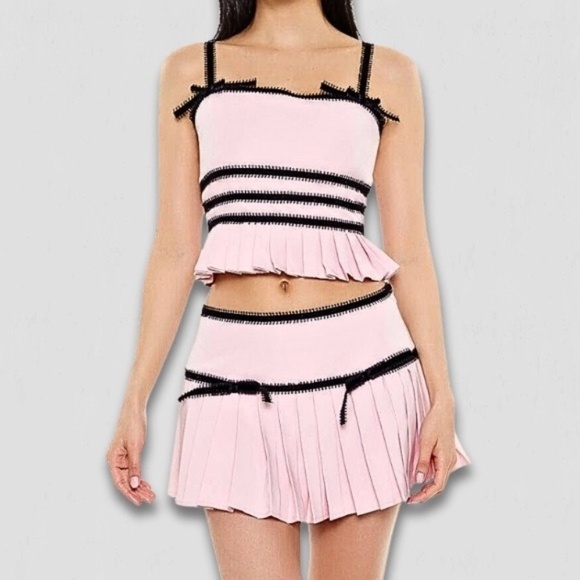 Forever 21 Two Tone Bow Cropped Top Pleated Skirt Pink Black M - Picture 1 of 16
